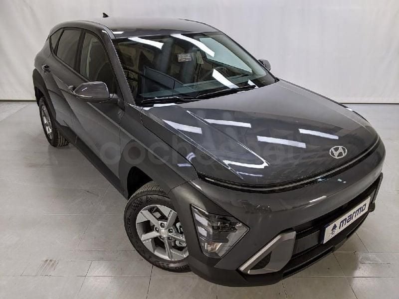 Usado Hyundai Kona 129 CV (94 kW) 2025 Gris / plata SUV