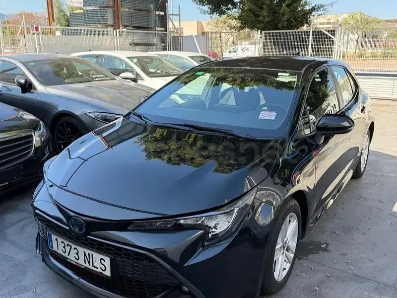 Begagnad Toyota Corolla Active 122 HK (89 kW) 2022 Svart Sedan