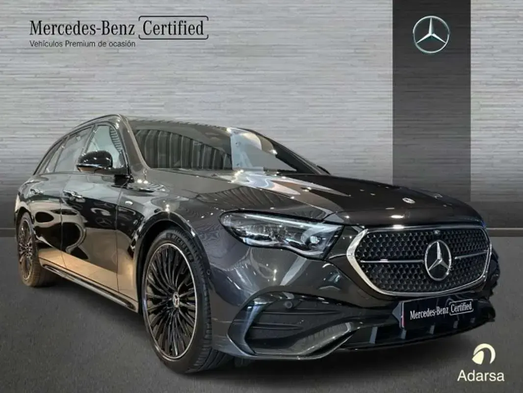 Usado Mercedes E300 313 CV (230 kW) 2025 Gris Familiar