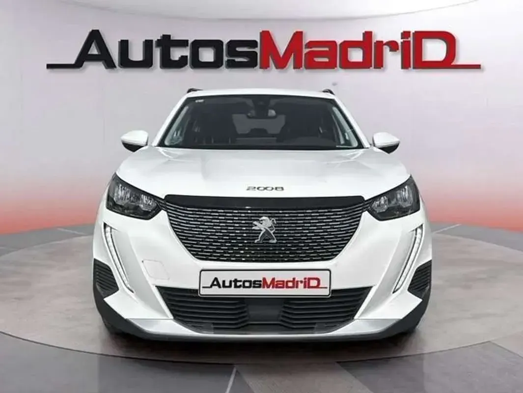 Usado Peugeot 2008 Allure 101 CV (74 kW) 2020 Blanco SUV