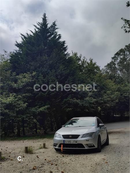 Usado Seat Leon ST CONNECT 220 CV (161 kW) 2016 Gris / plata Familiar