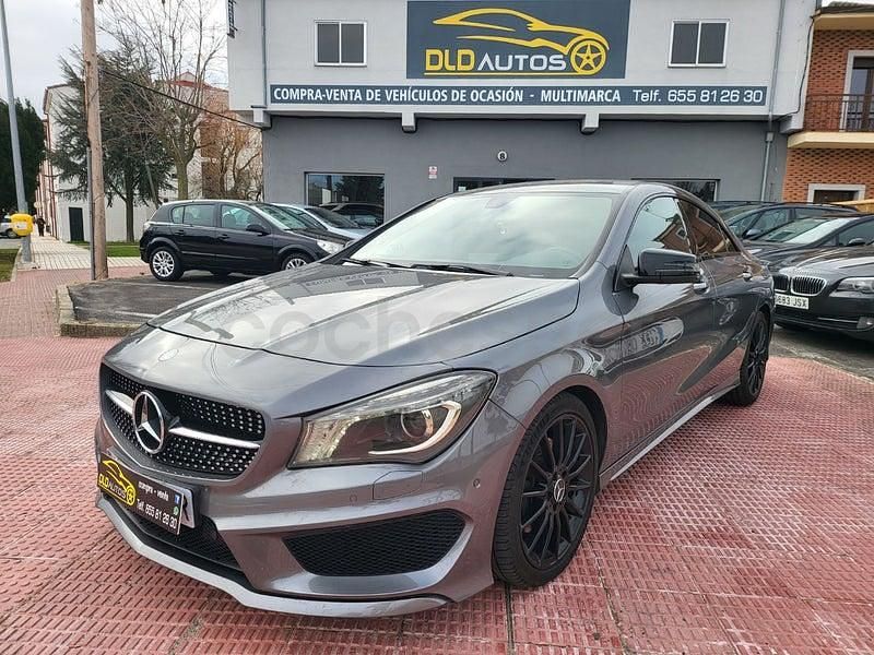 Usado Mercedes CLA220 Edition 1 170 CV (125 kW) 2013 Gris / plata Berlina