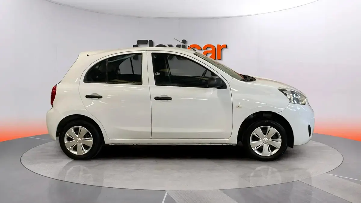 Usado Nissan Micra Acenta 80 CV (58 kW) 2016 Blanco Utilitario