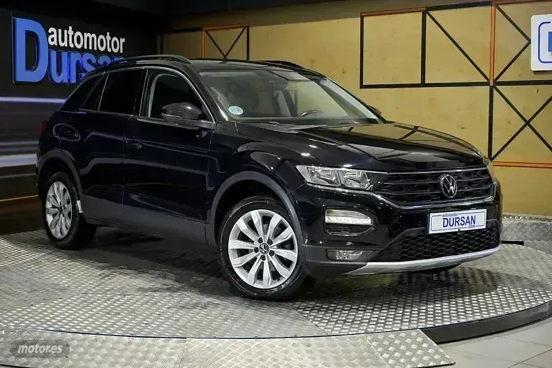 Usado VW T-Roc Advance 116 CV (85 kW) 2021 Negro SUV