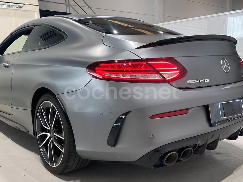 Usado Mercedes C43 AMG 390 CV (286 kW) 2020 Gris / plata Coupe