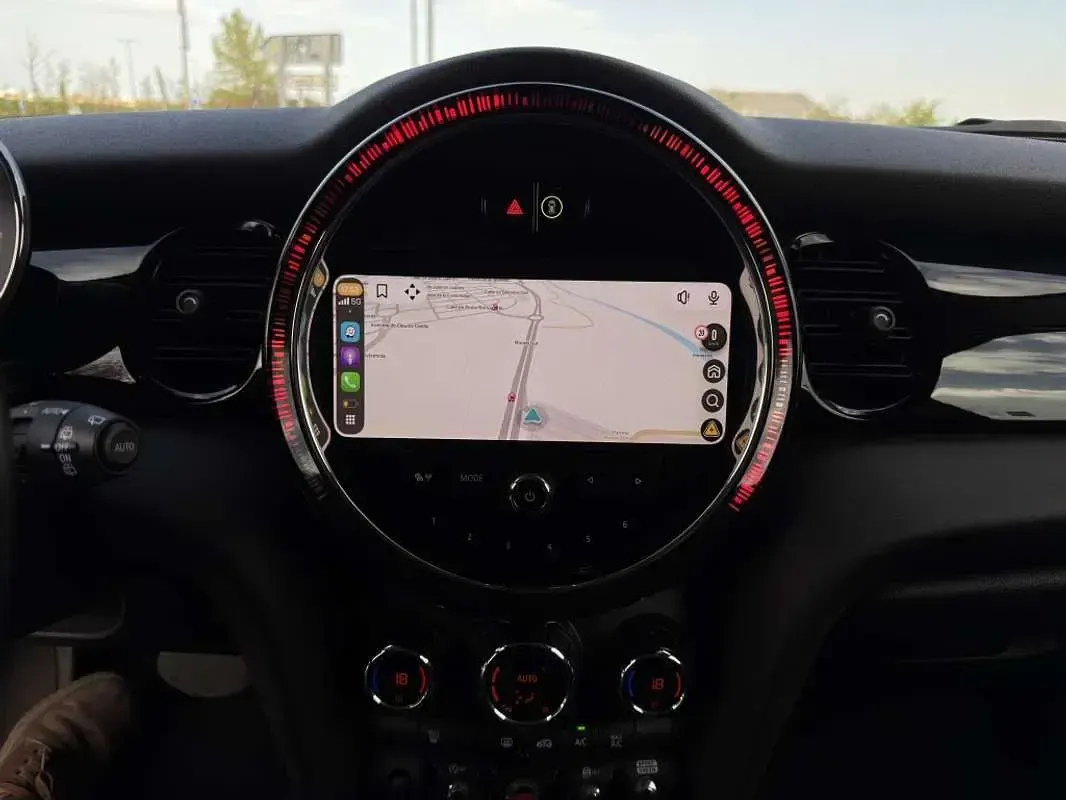 Usado Mini Cooper 136 CV (100 kW) 2023 Rojo Utilitario