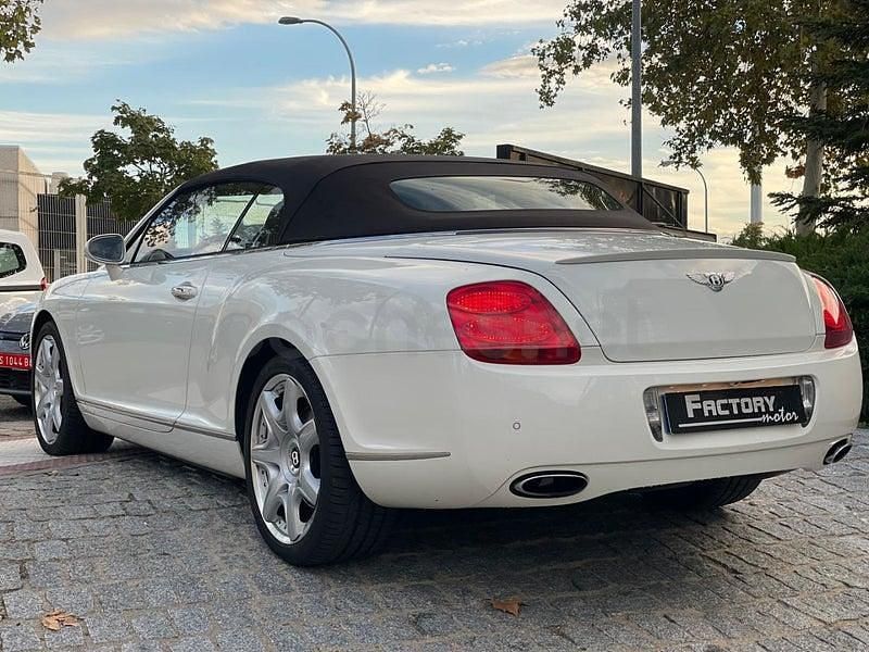 Usado Bentley Continental GT Convertible 560 CV (411 kW) 2008 Blanco Descapotable