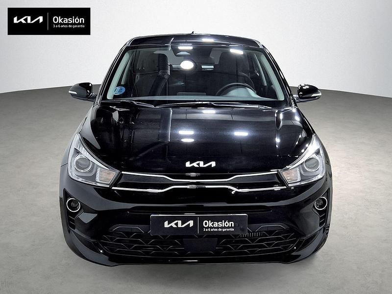 Usado Kia Rio 100 CV (73 kW) 2021 Negro Berlina