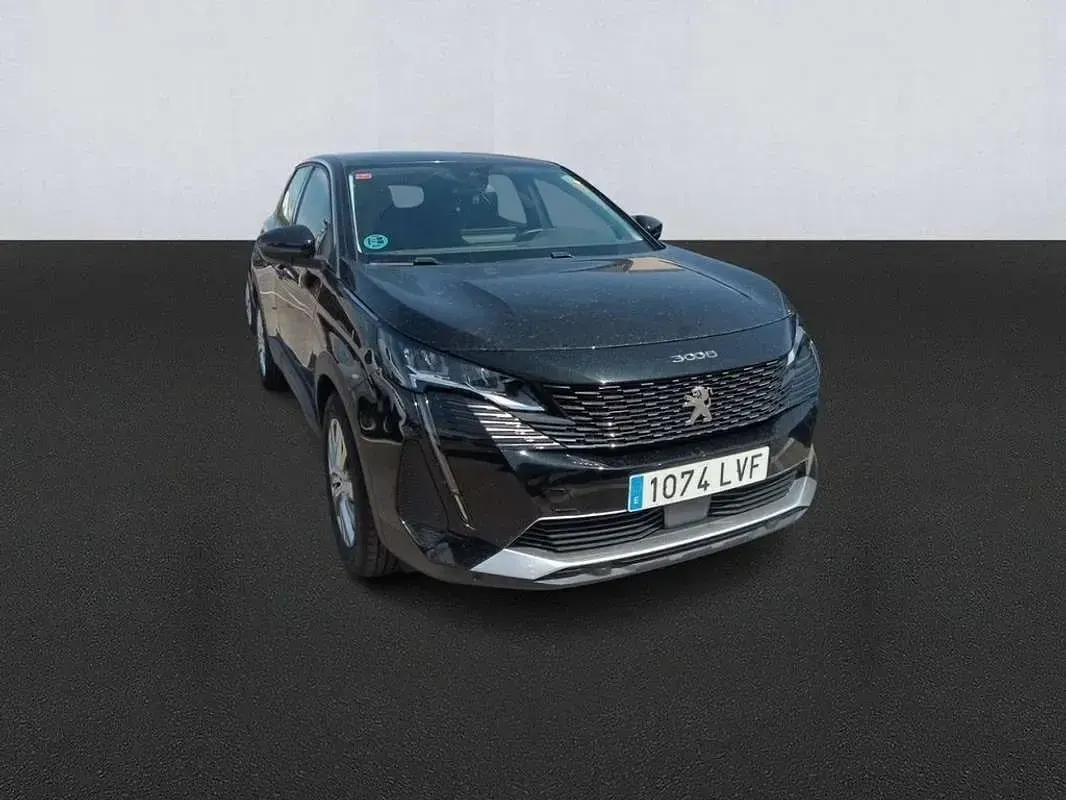 Usado Peugeot 3008 Active 131 CV (96 kW) 2021 Negro SUV
