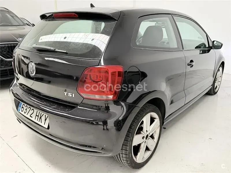 Usado VW Polo R-line 90 CV (66 kW) 2012 Negro Utilitario