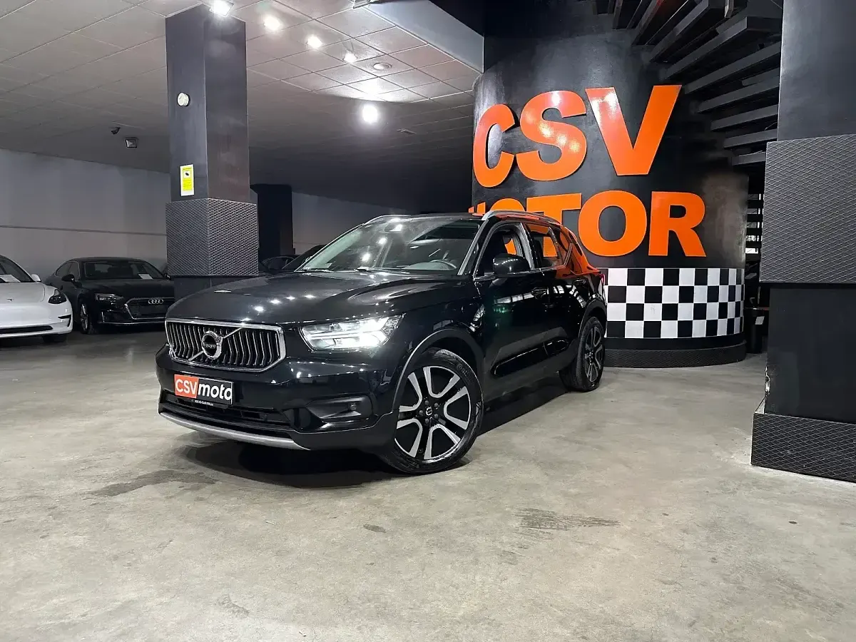Usado Volvo XC40 Inscription 262 CV (192 kW) 2021 Negro SUV