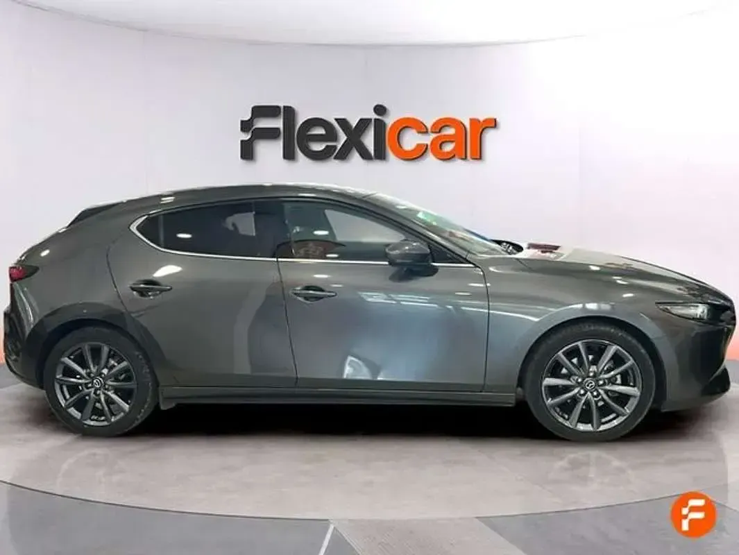 Usado Mazda 3 122 CV (89 kW) 2021 Gris Berlina