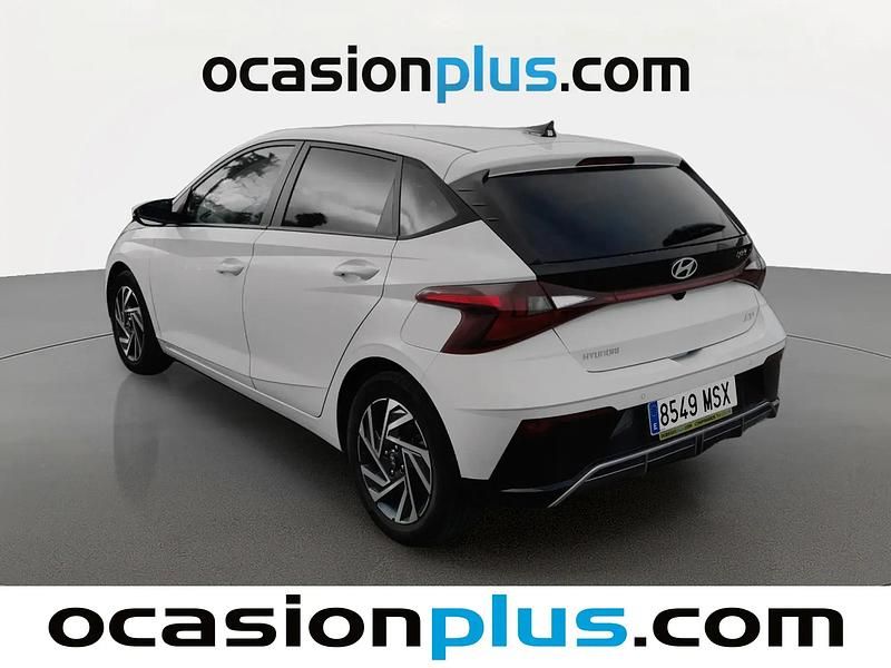Usado Hyundai i20 100 CV (73 kW) 2024 Blanco Utilitario