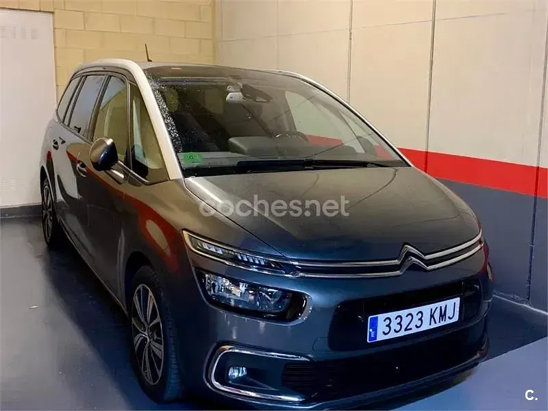 Usado Citroën C4 SpaceTourer Shine 150 CV (110 kW) 2018 Gris / plata Monovolumen