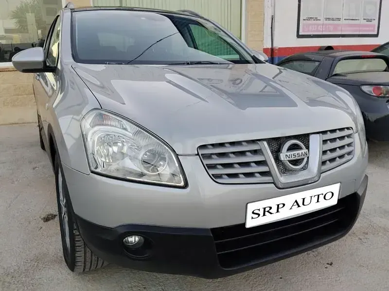 Usado Nissan Qashqai Tekna 150 CV (110 kW) 2009 Gris / plata SUV