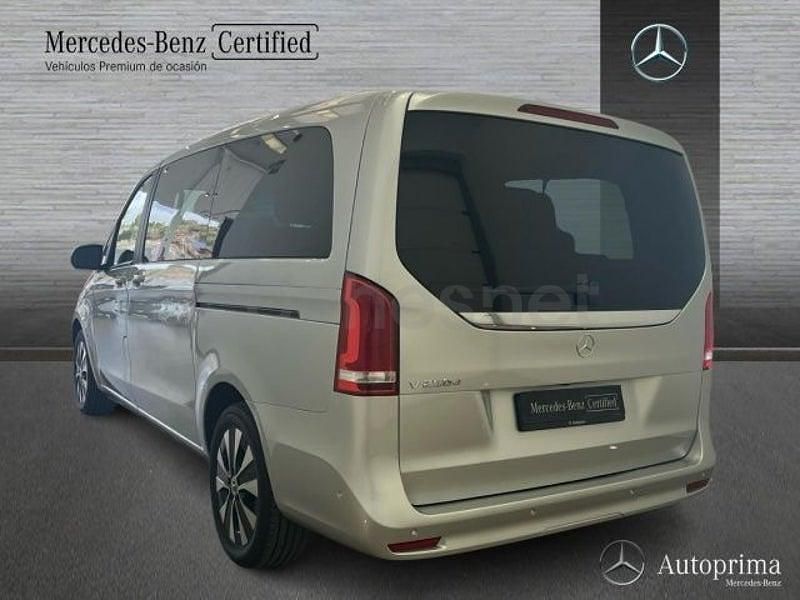 Usado Mercedes V250 190 CV (139 kW) 2023 Gris / plata Monovolumen