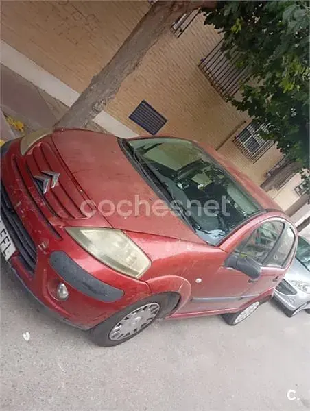 Usado Citroën C3 70 CV (51 kW) 2006 Rojo Berlina