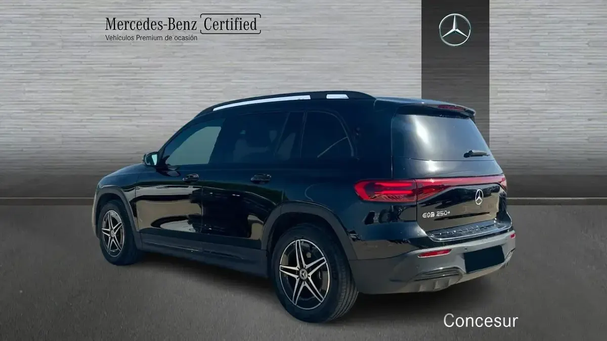 Usado Mercedes EQB250+ 139 kW (190 CV) 2025 Negro SUV