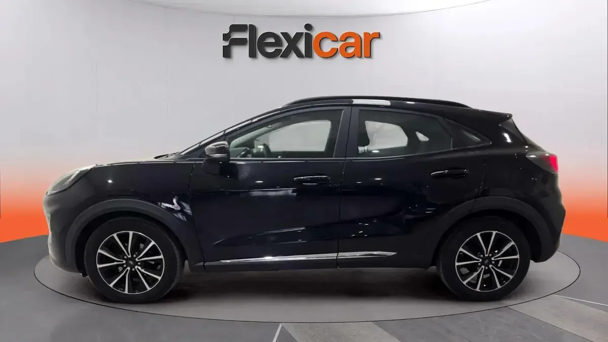Usado Ford Puma Titanium 120 CV (88 kW) 2021 Negro SUV