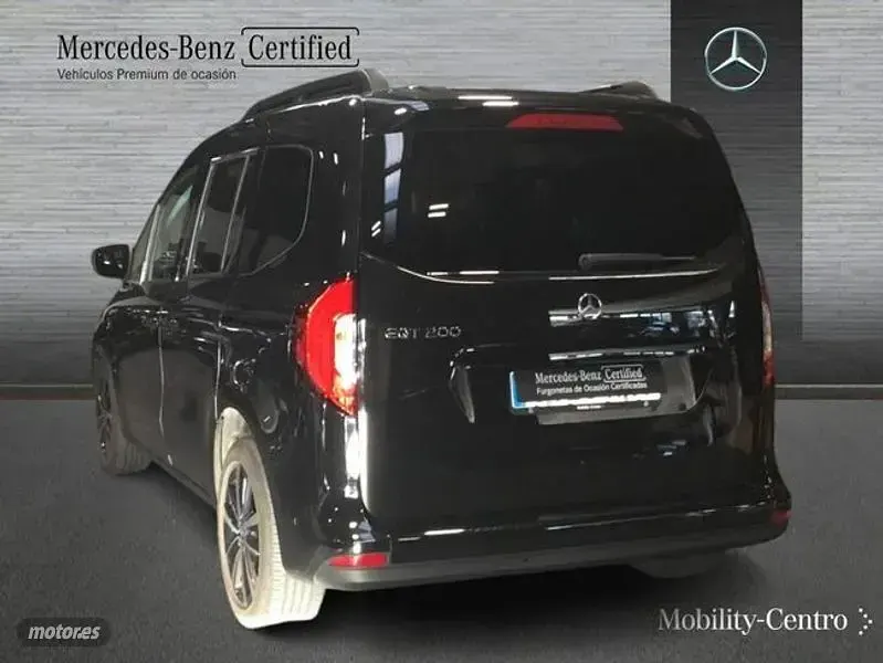Usado Mercedes EQT200 89 kW (122 CV) 2025 Negro Monovolumen