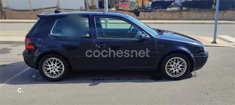 Usado VW Golf IV GTI 150 CV (110 kW) 2000 Negro Berlina