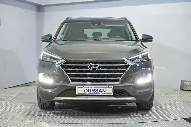 Usado Hyundai Tucson Style 185 CV (136 kW) 2018 Gris SUV