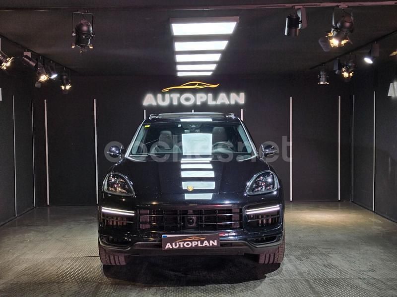 Usado Porsche Cayenne Turbo 550 CV (404 kW) 2018 Negro SUV