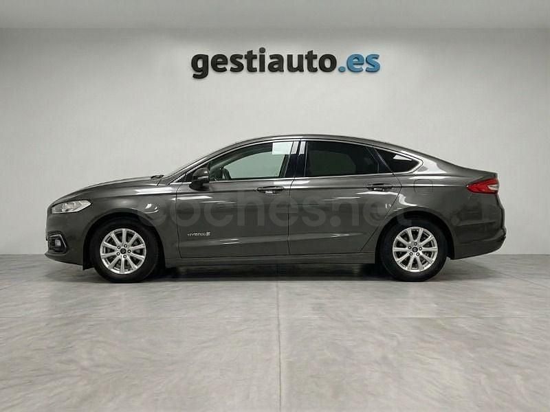 Usado Ford Mondeo Titanium 187 CV (137 kW) 2019 Marrón Berlina
