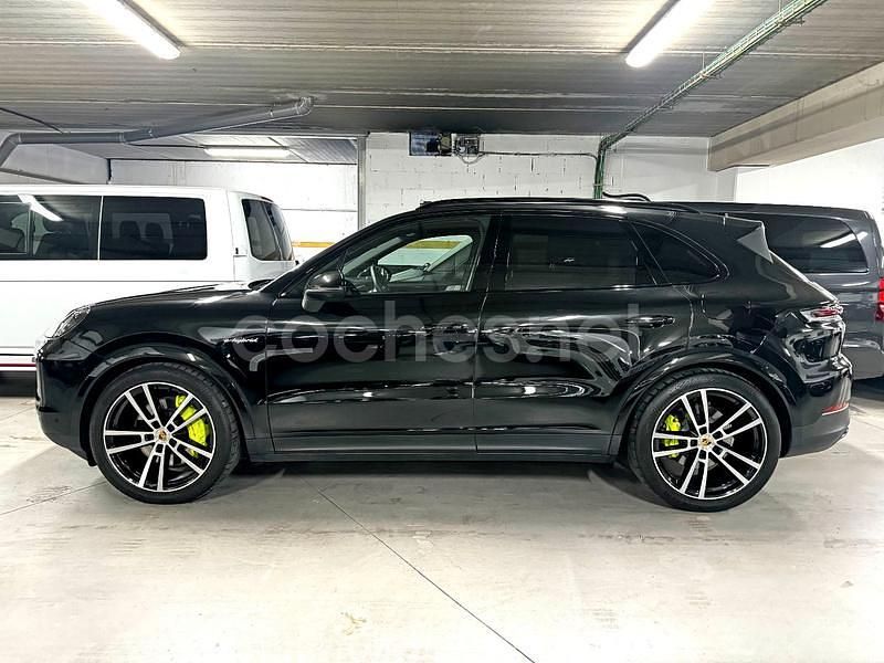 Usado Porsche Cayenne 470 CV (345 kW) 2024 Negro SUV