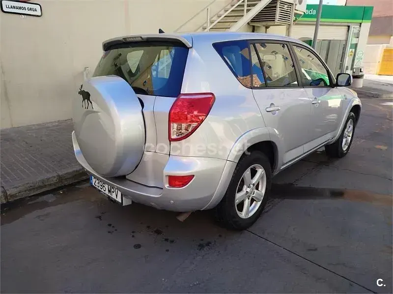 Usado Toyota RAV4 Active 150 CV (110 kW) 2009 Gris / plata SUV
