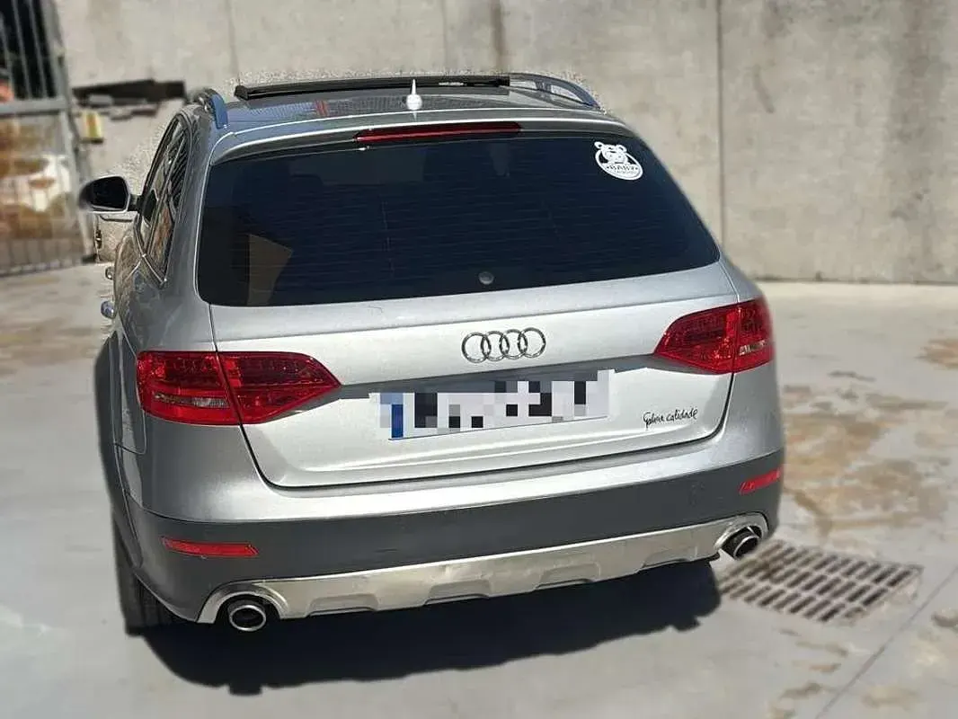 Usado Audi A4 Allroad Premium 241 CV (177 kW) 2010 Gris Familiar