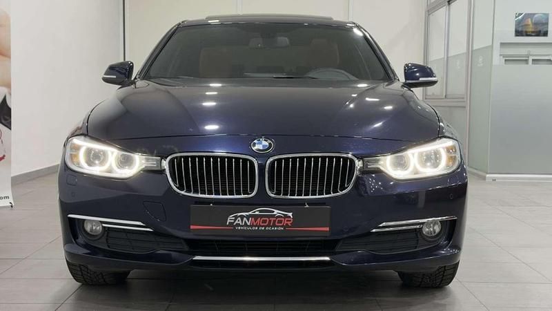 Usado BMW 318 Luxury Line 150 CV (110 kW) 2015 Azul Berlina