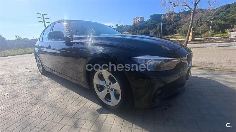 Negro Usado 2014 BMW 320 Efficient Dynamics Berlina | 12.000 € (Buen precio) - Imagen 1/4
