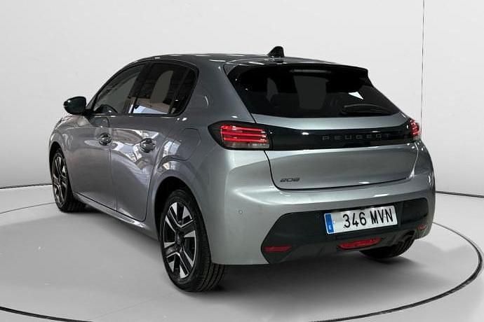 Usado Peugeot 208 Allure 101 CV (74 kW) 2024 Utilitario