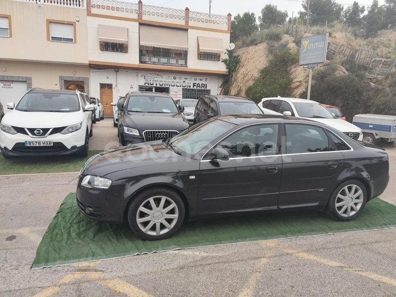 Negro Usado 2007 Audi A4 Familiar | 4950 € (Precio justo) - Imagen 1/4