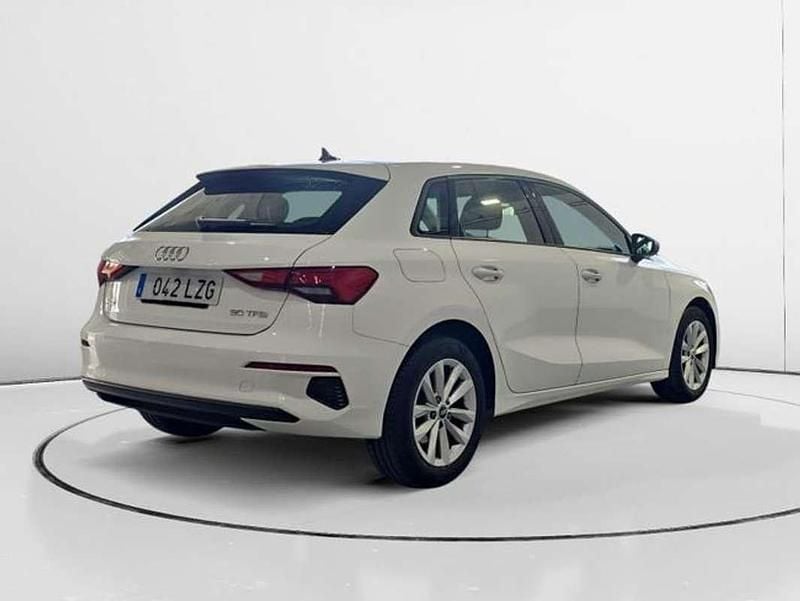 Usado Audi A3 e-tron Advanced Plus 110 CV (80 kW) 2022 Blanco Utilitario