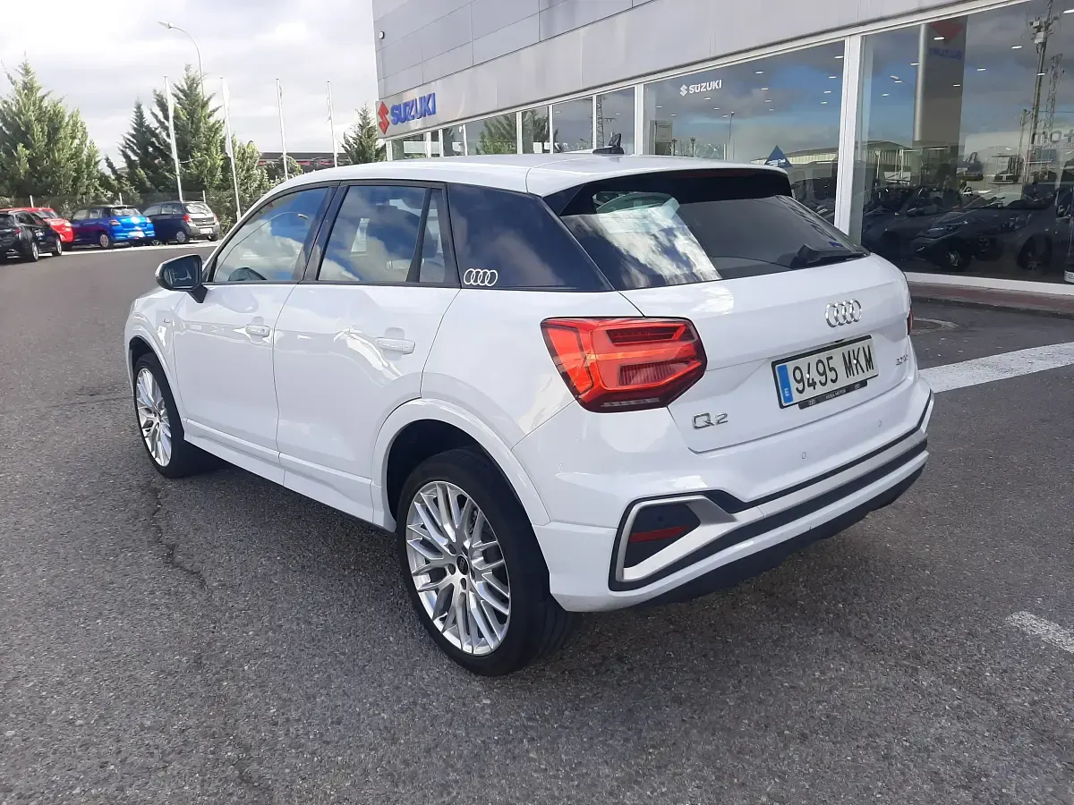 Usado Audi Q2 S-Line 116 CV (85 kW) 2023 Blanco SUV