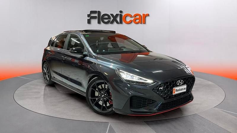 Usado Hyundai i30 280 CV (205 kW) 2022 Negro Berlina