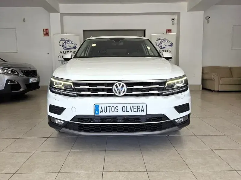 Usado VW Tiguan Allspace Sportline 150 CV (110 kW) 2018 Blanco SUV
