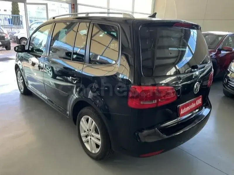 Usado VW Touran Advance 140 CV (102 kW) 2012 Negro Monovolumen