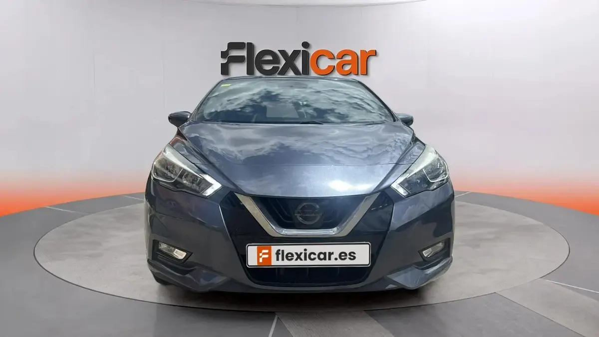 Używany Nissan Micra S 90 KM (66 kW) 2018 Szary Hatchback