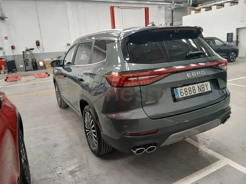 Usado Ebro s800 147 CV (108 kW) 2025 Gris / plata SUV
