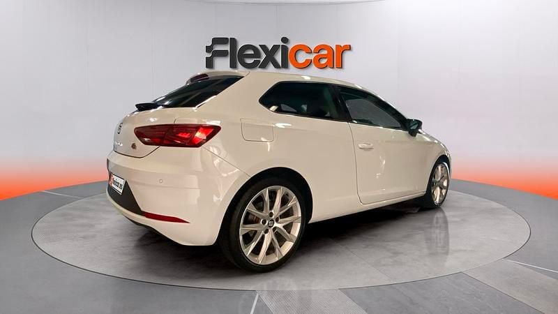 Usado Seat Leon SC FR 150 CV (110 kW) 2018 Blanco Utilitario