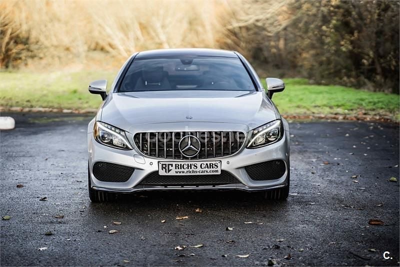Usado Mercedes C180 156 CV (114 kW) 2017 Gris / plata Coupe