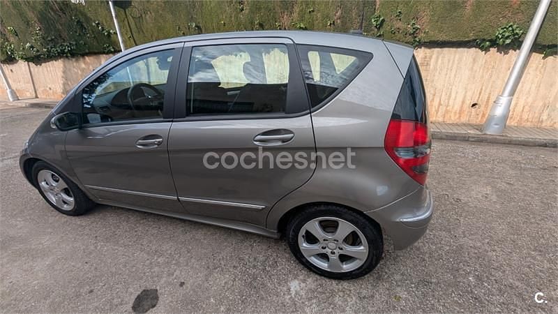 Usado Mercedes A170 Avantgarde 116 CV (85 kW) 2008 Beige Monovolumen