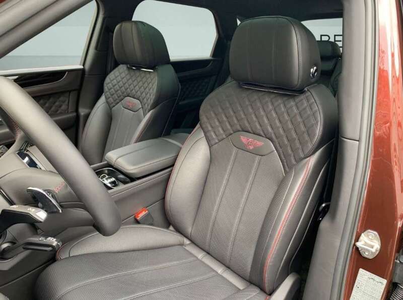 Rojo Usado 2021 Bentley Bentayga SUV | 229.000 € - Imagen 1/1