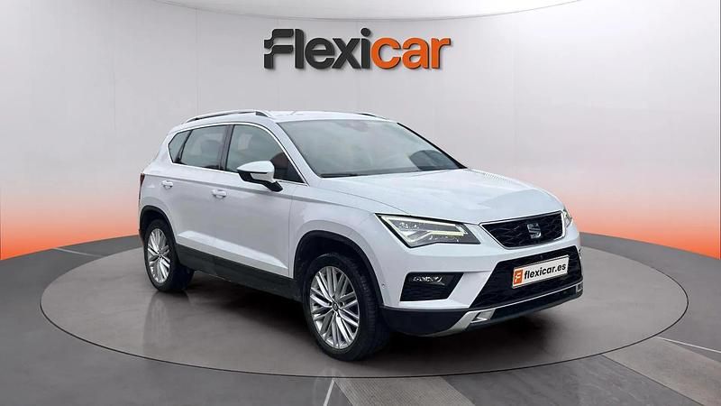 Usado Seat Ateca Style 150 CV (110 kW) 2019 Blanco SUV