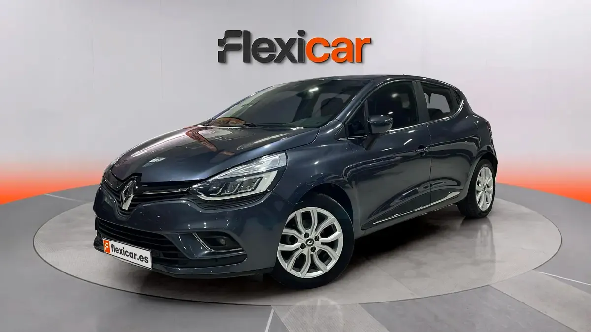 Usado Renault Clio IV Zen 90 CV (66 kW) 2019 Gris Berlina