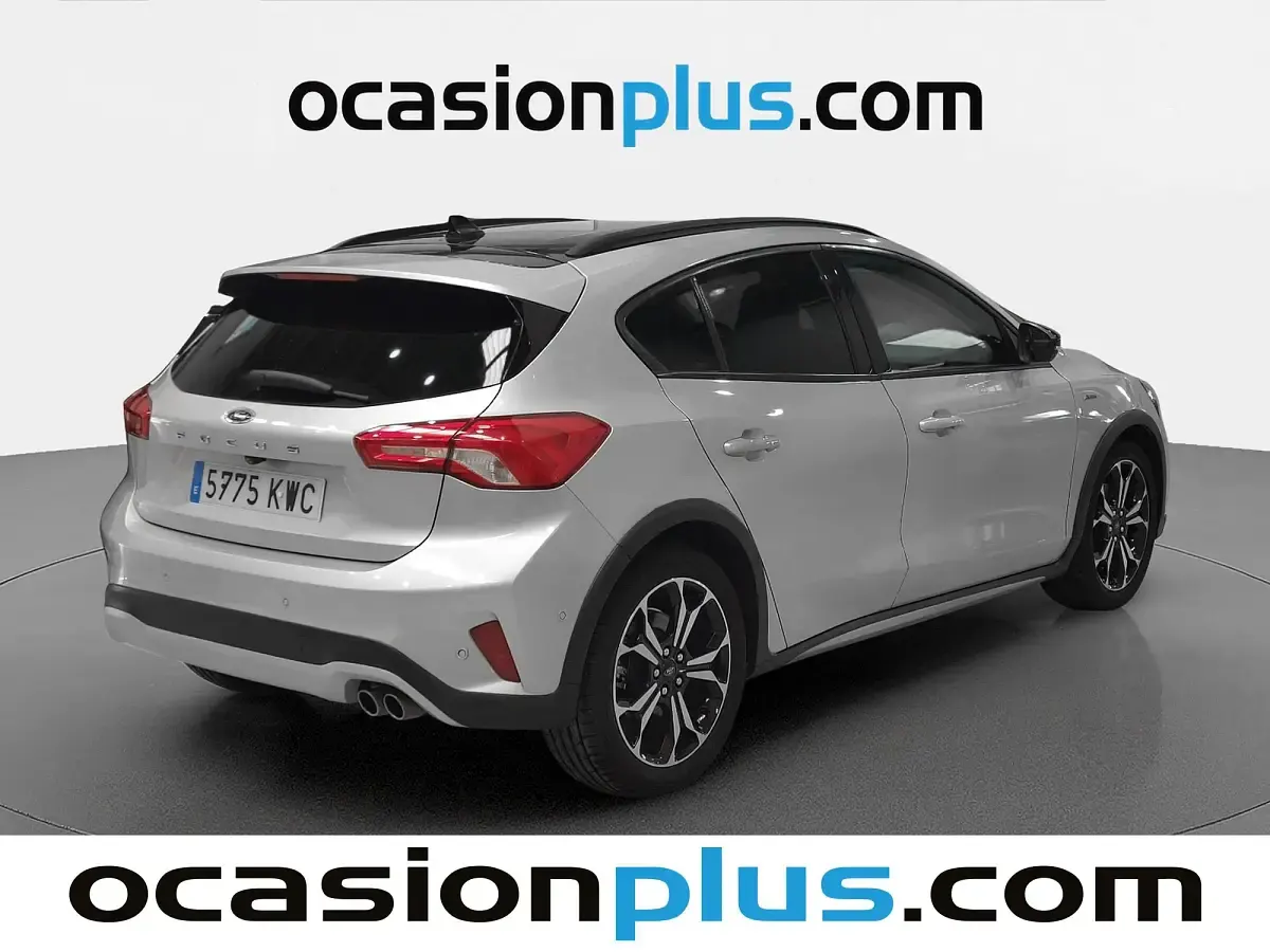 Usado Ford Focus Active 125 CV (91 kW) 2019 Gris plata Utilitario
