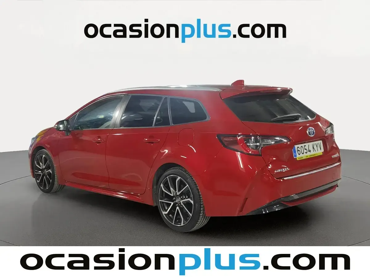 Usado Toyota Corolla 180 CV (132 kW) 2019 Rojo Familiar